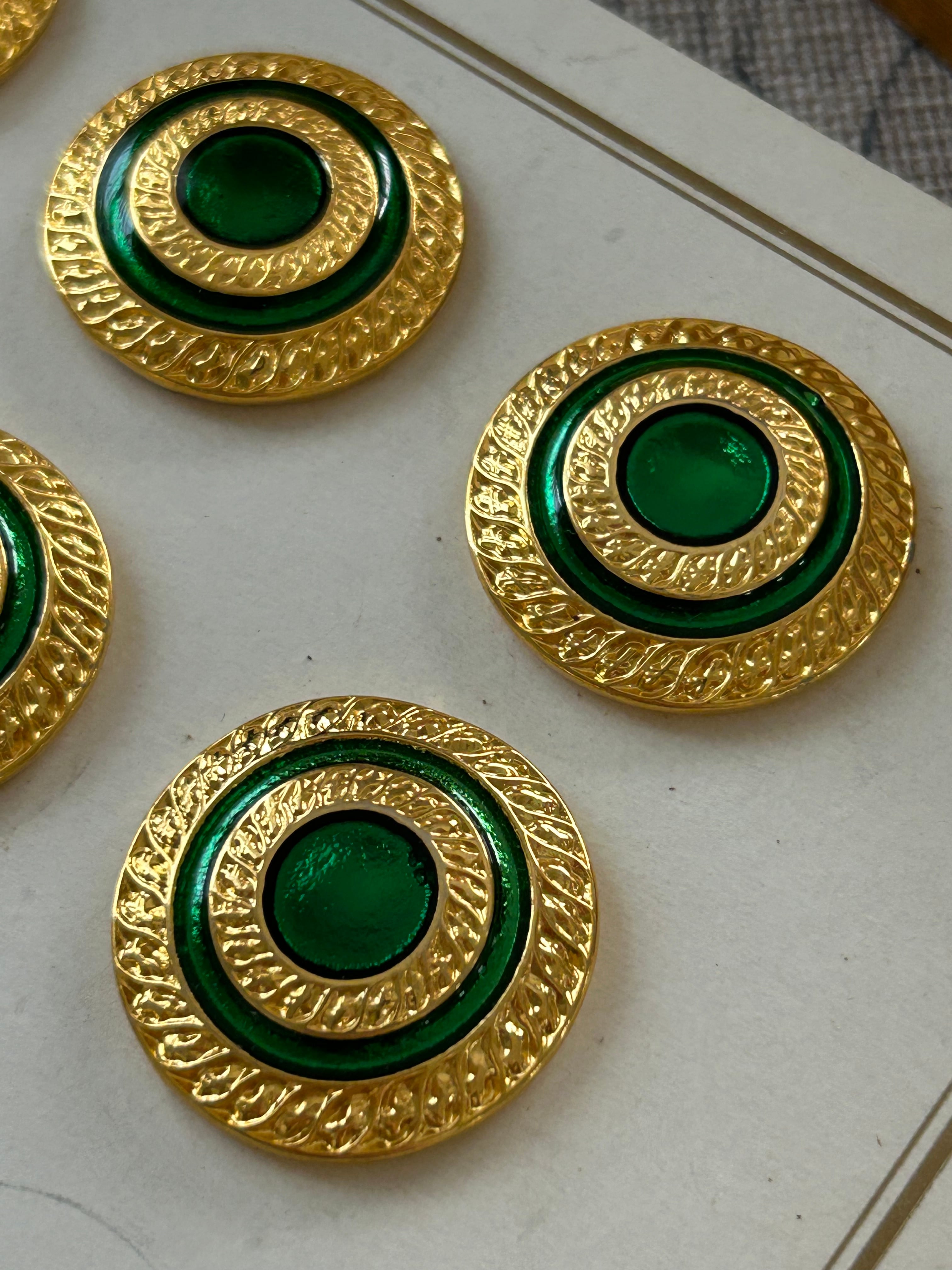 フランスヴィンテージ ボタン 金色の装飾的 2WAYイヤリング フランスVintage ヴィンテージボタン メタル ゴールド