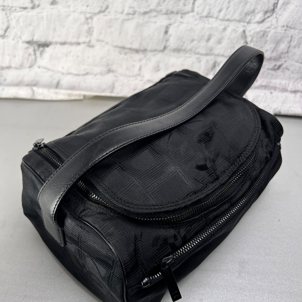 CHANEL シャネル ニュートラベルライン ココマーク ナイロン ハンドバッグ 黒 A-13408