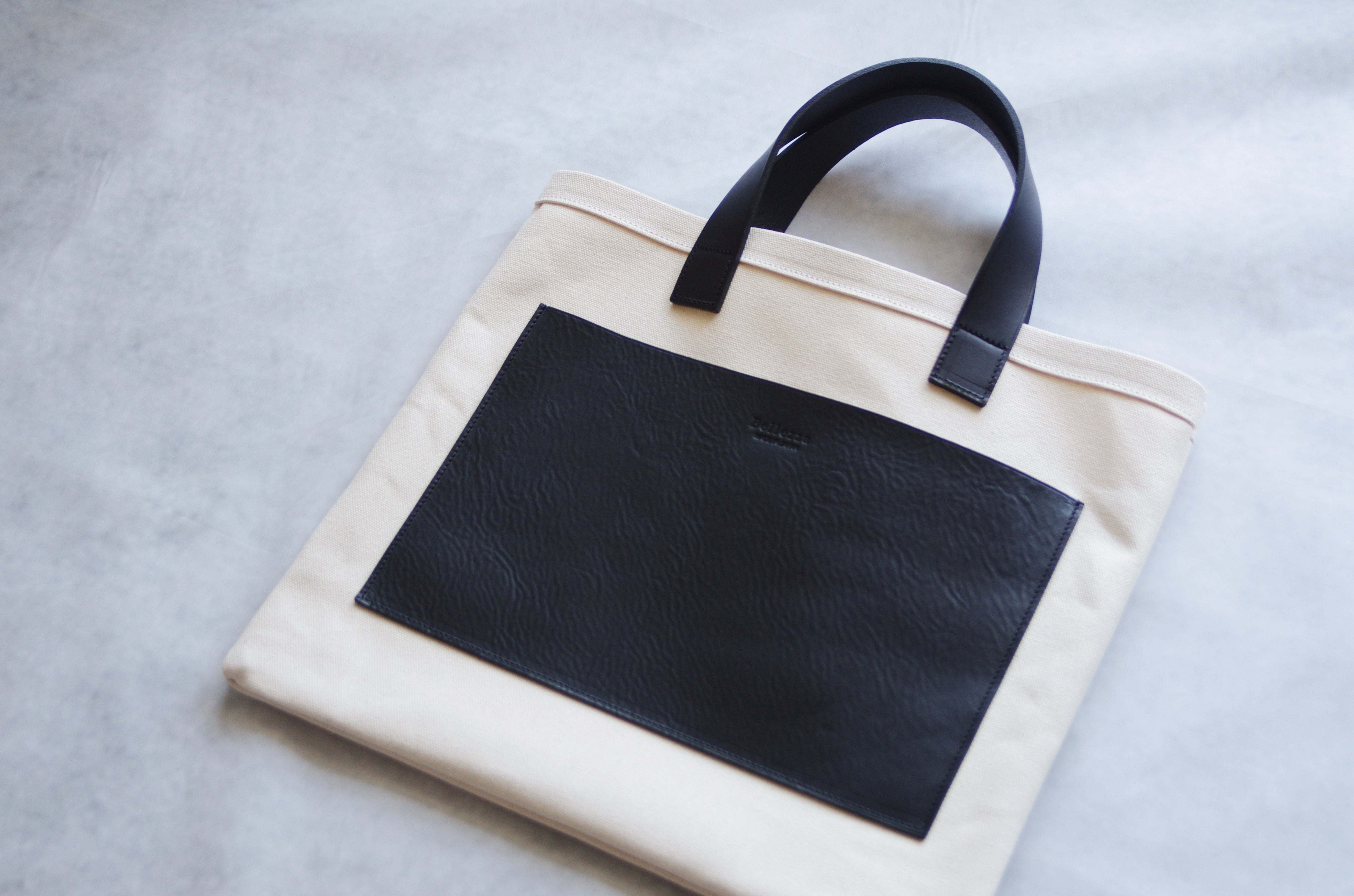 帆布トートバッグ】A4サイズ 手持ち 肩掛け 横型 ブラック