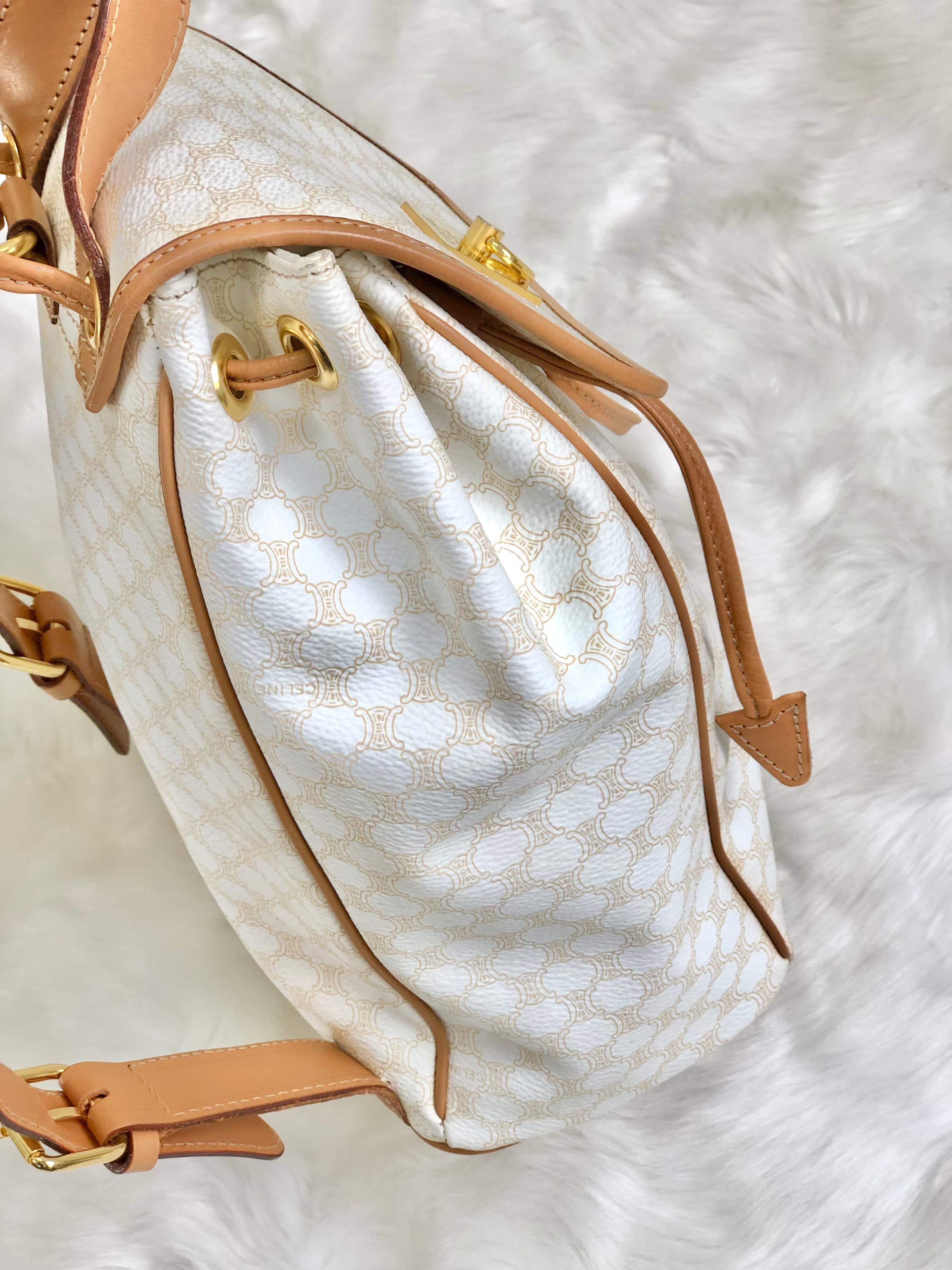 CELINE ショルダーバッグ 斜めがけ ホワイトマカダム柄 ガンチーニ PVC CELINEのフリマアイテム一覧