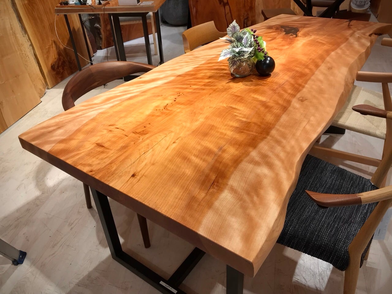 トラ杢】水目桜（ミズメザクラ）_1800×660-740-880×55_横浜元町店_