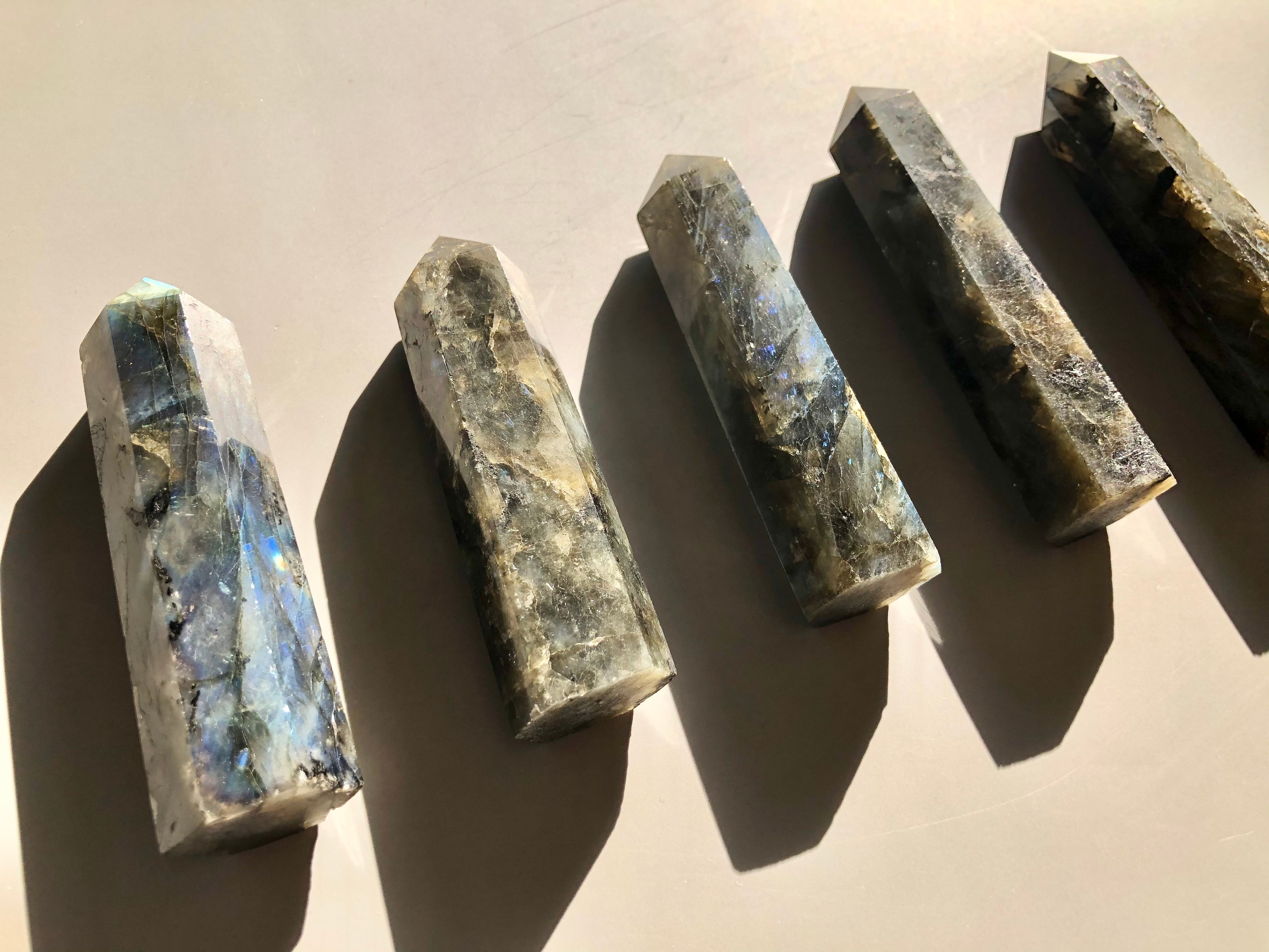 ラブラドライトポイント