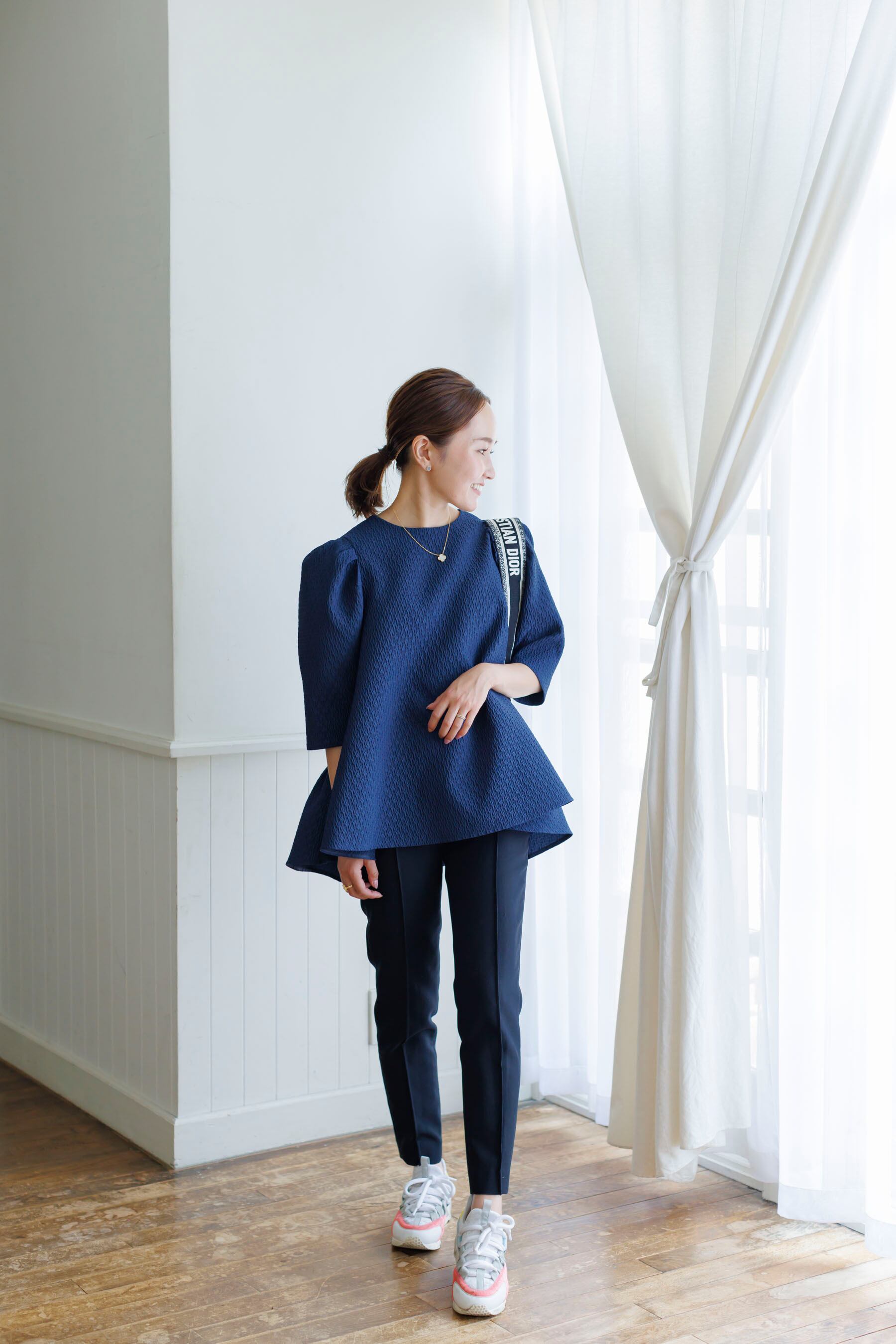 再販】10/24(THU)21:00ーBack flare jacquard blouse 即納 | Bluelea