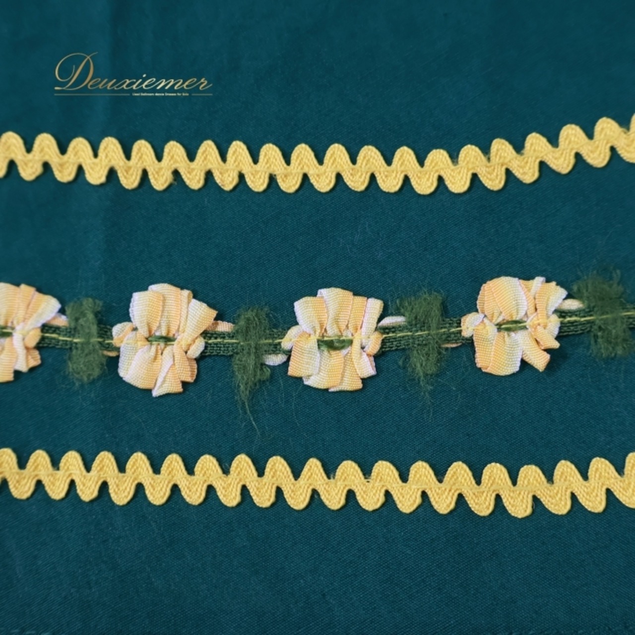 フォークダンス 衣装 スカート グリーン系 チャコット Chacott 緑 黄 チロリアン チロルスカート カントリー 落ち着いた色 シック ダンス衣装 シンプル ふんわり かわいい イベント 練習 レッスン イエロー系