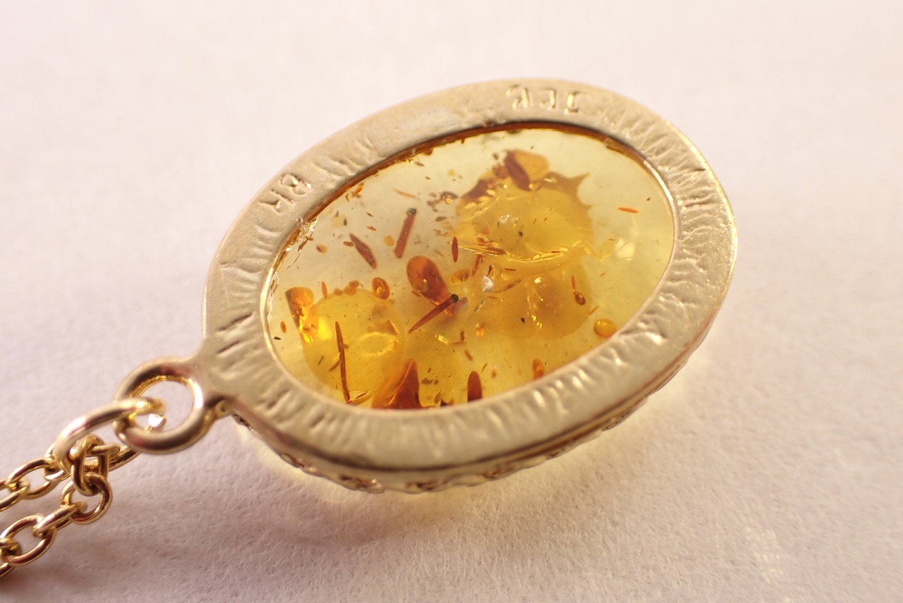 バルティックアンバーネックレス　3.99ct [D12‐149]