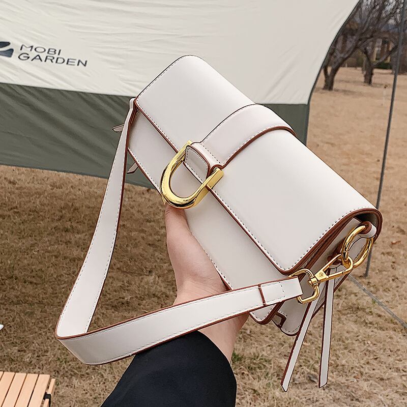 スタイルサマーレッドシングル 夏物 メッセンジャーバッグ Tiancai_Wing_Bag11393860969