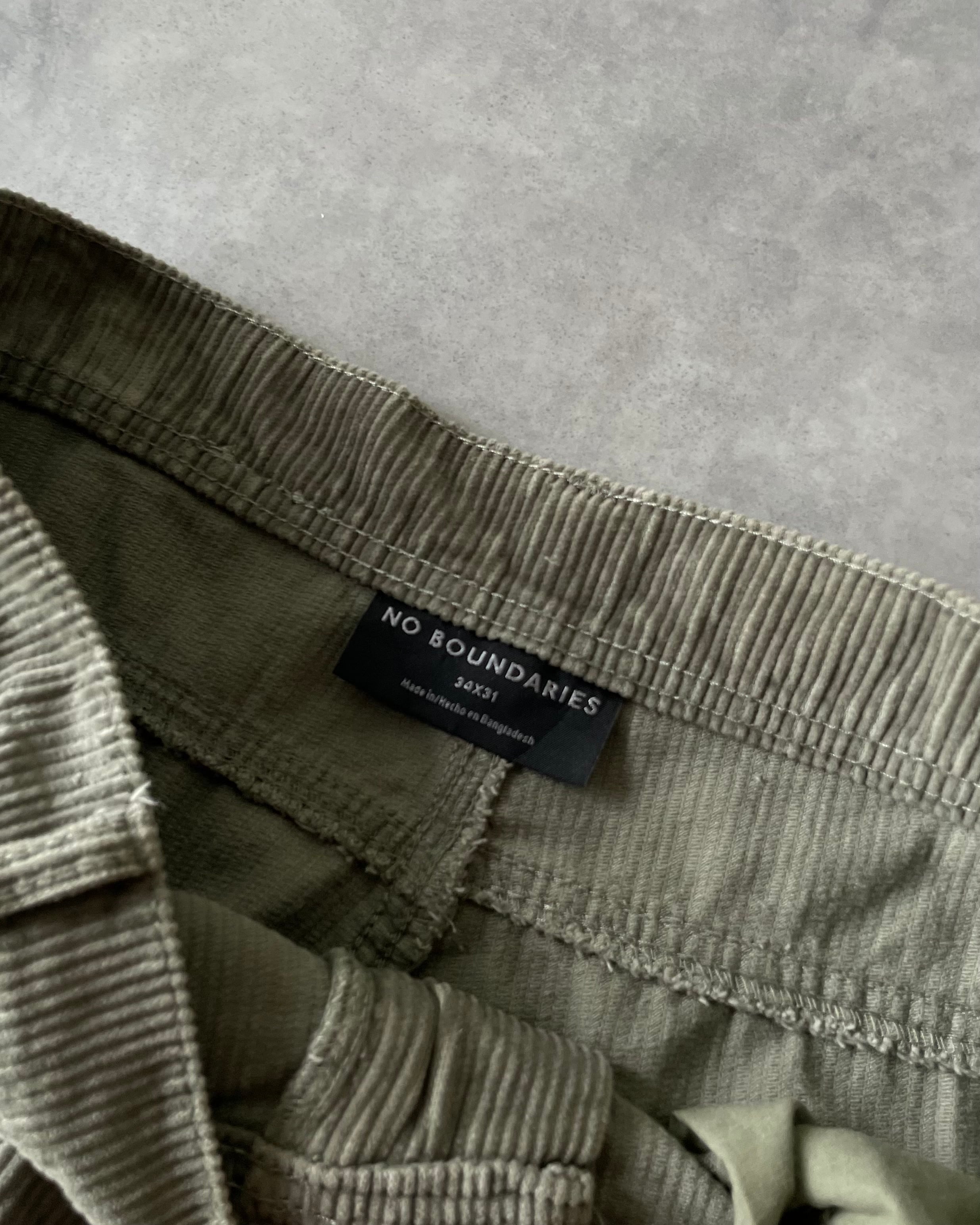 NO BOUNDARIES Double Knee Corduroy Painter Pants | VOLAR