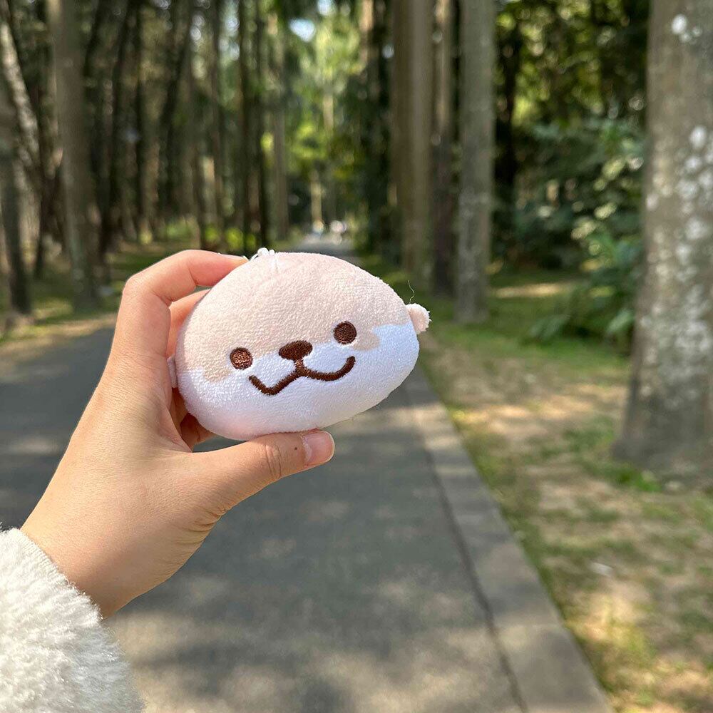 可愛いカワウソキャラクターズぬいぐるみOTTERTATAチャーム・収納袋付き