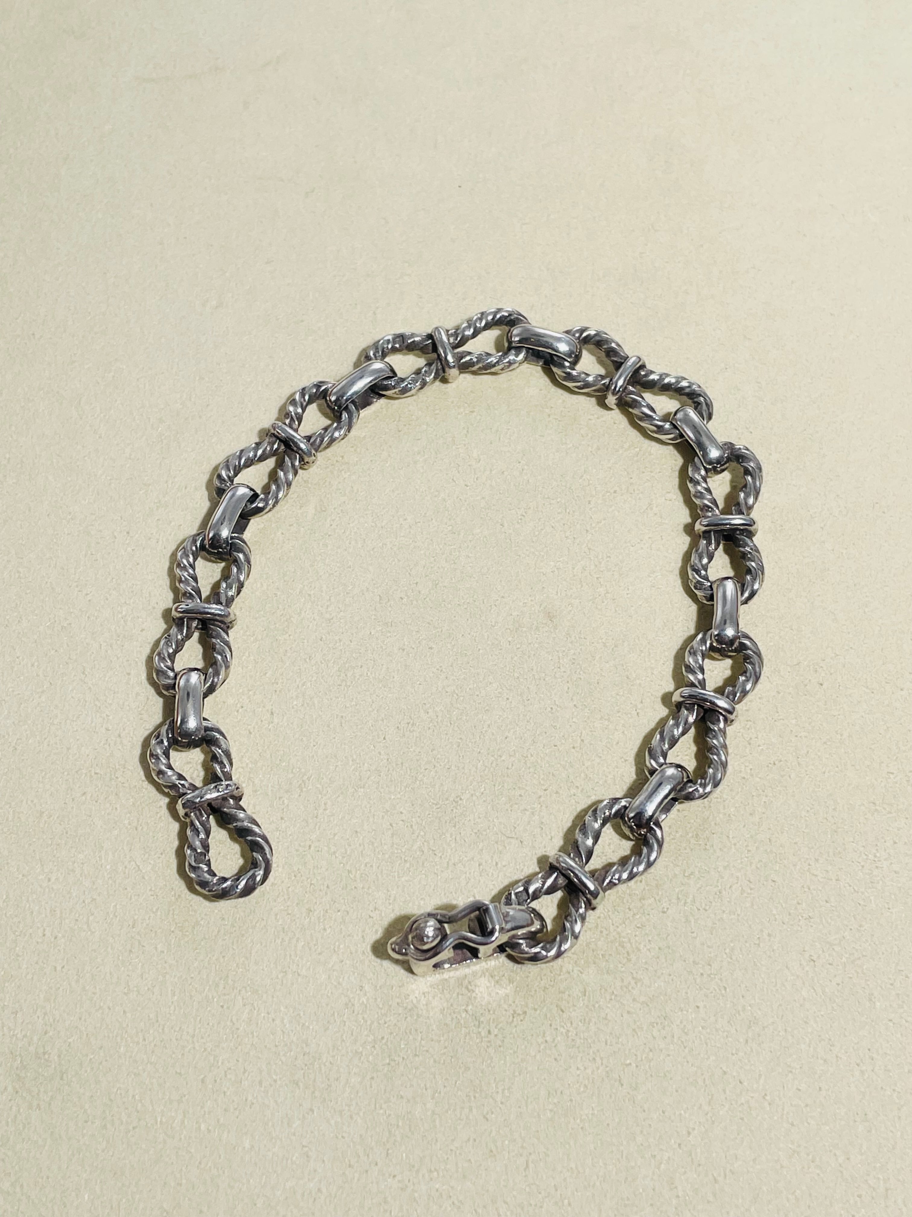 Twist Textured Bracelet -France-