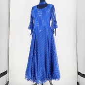 【美品 社交ダンス衣装】ブルー NIEL ワンピース ドレス 青 ストライプ 花柄 レース リボン 軽い 発表会 パーティ 上品 綺麗