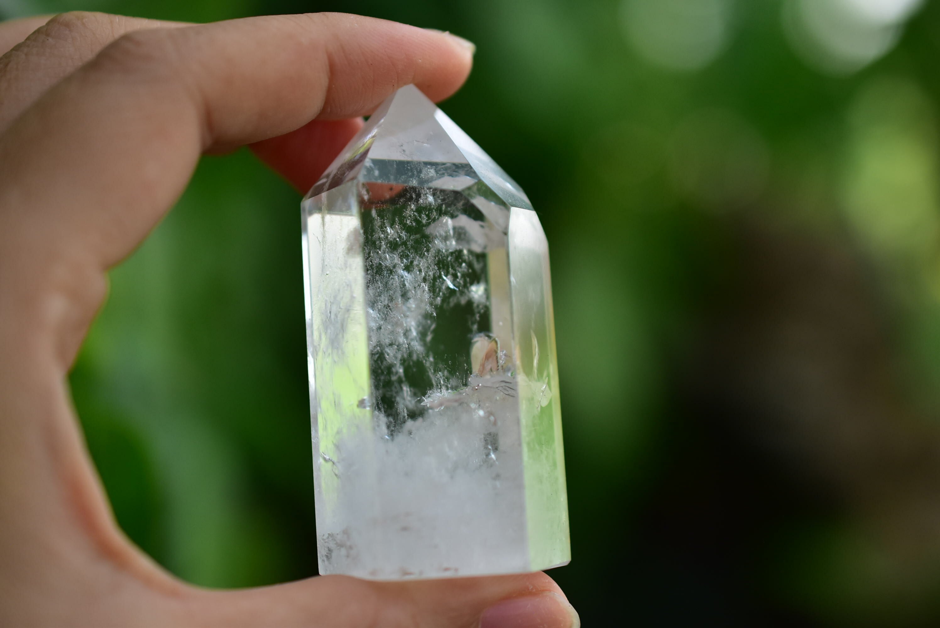 ラダークォーツ 天使の梯子☆ヒマラヤ☆エンジェルラダークォーツポイント323 | Funky