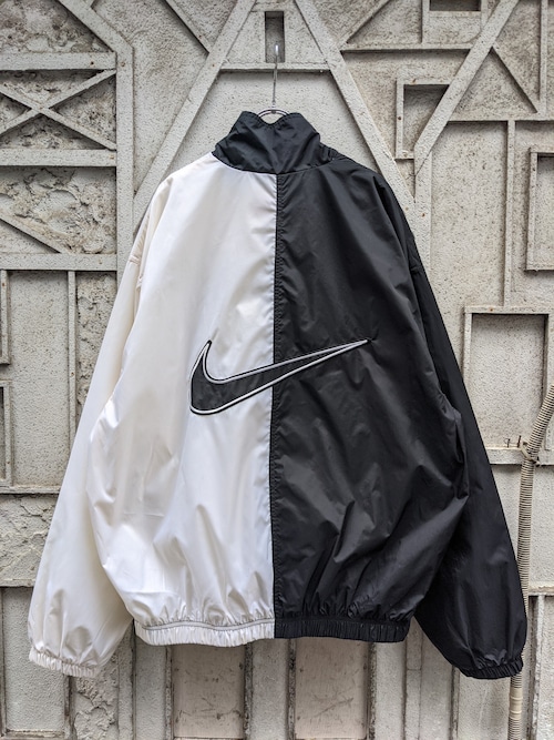 "NIKE" 90’s big swoosh nylon jacket