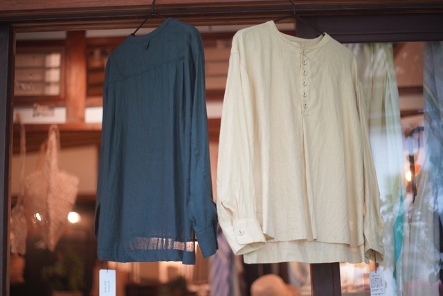 atelier naruse    　linen smock blouse