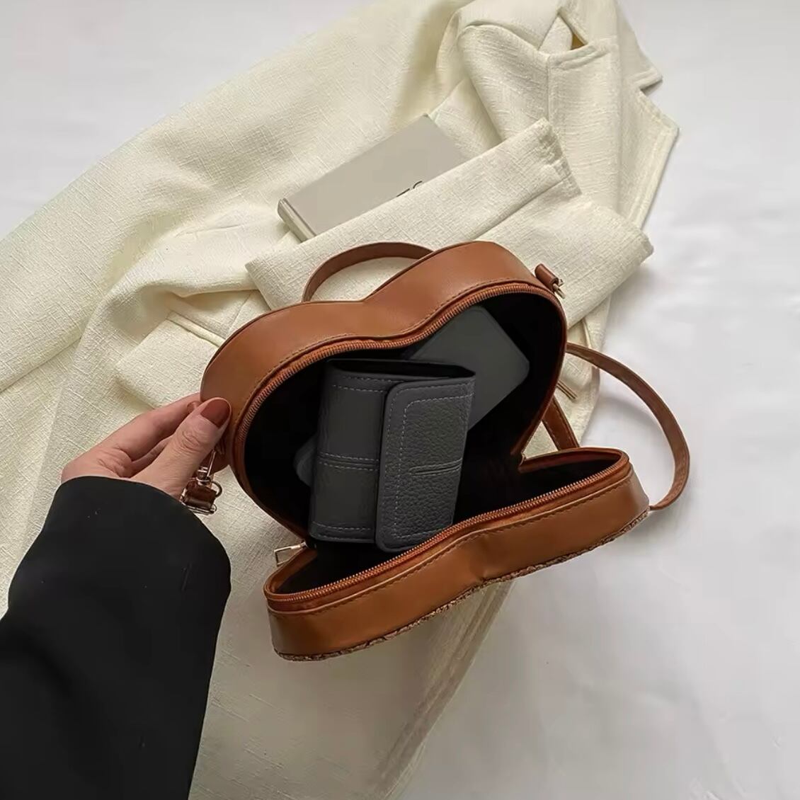 ハートのころころかごバッグ