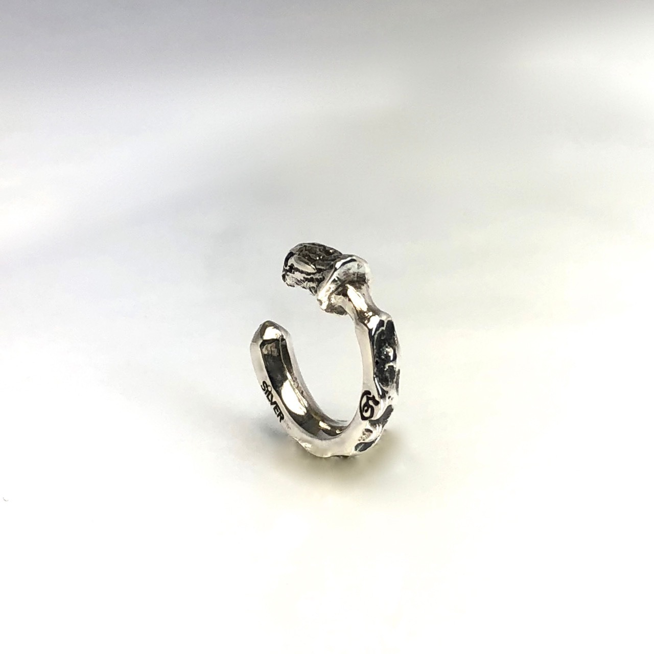 EAGLE HOOP EARRING / イーグルフープピアス