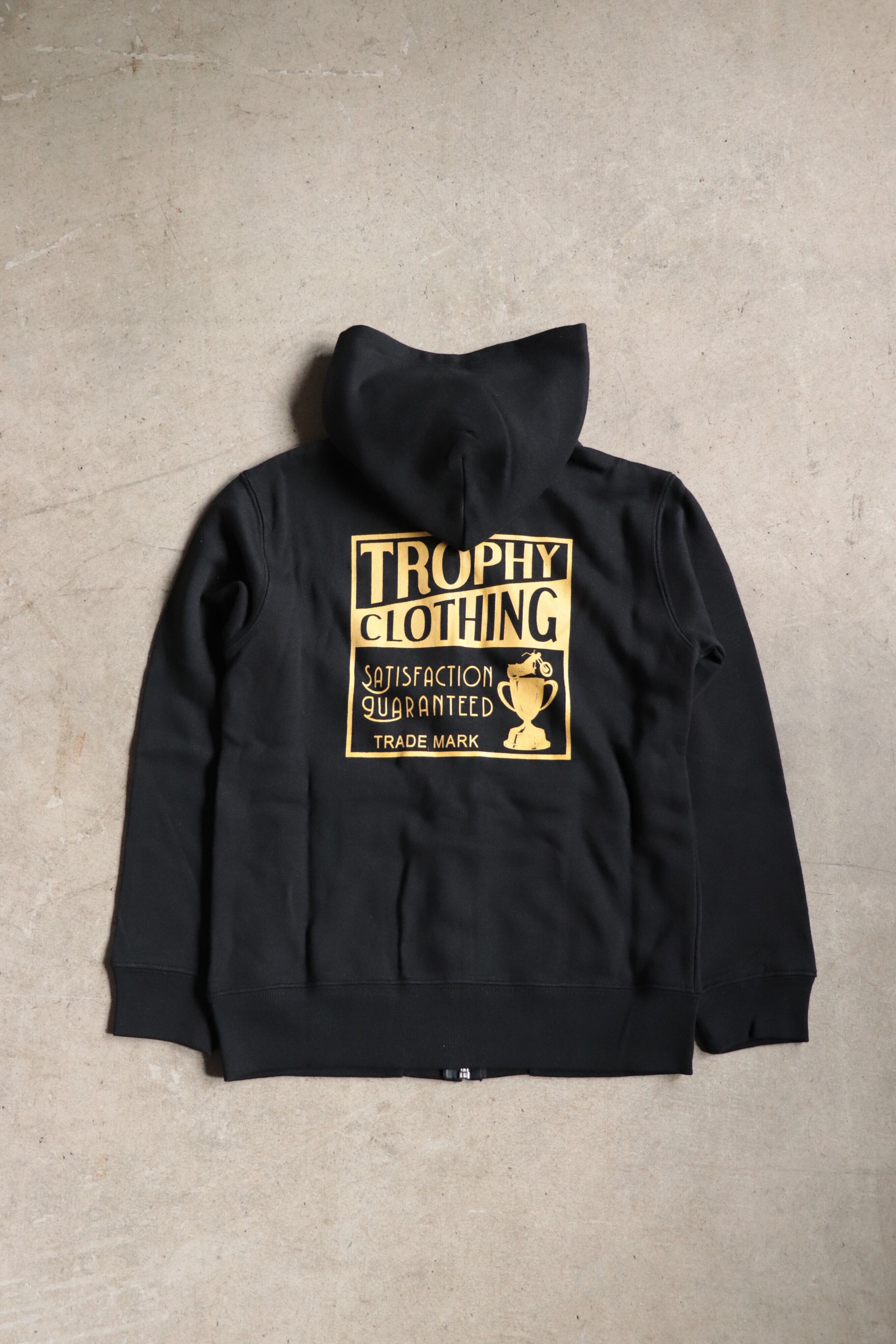 TROPHY CLOTHING/トロフィークロージング “HOLIDAY” BOX LOGO ZIP