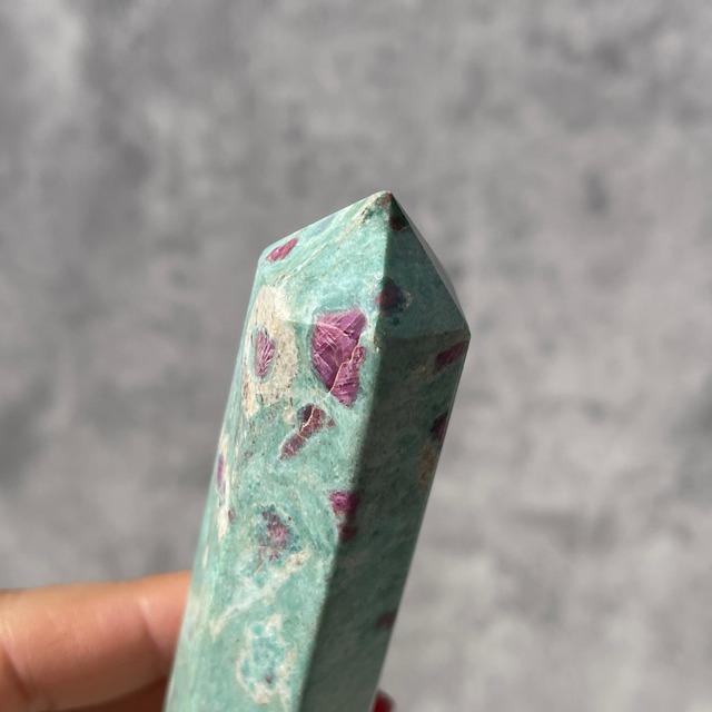 【ルビーインフックサイト（クロム雲母）】タワー 鉱物 天然石 パワーストーン