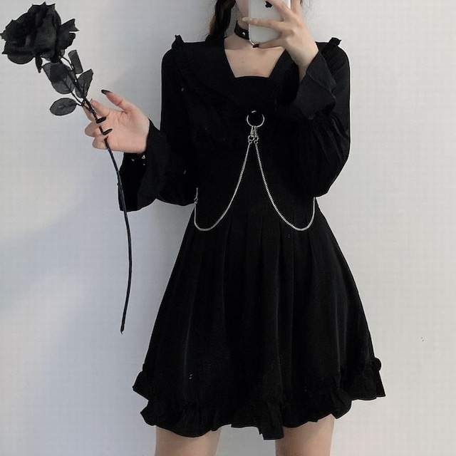 ワンピース フリル襟 チェーン ベロアワンピース ウエストゴム ハイウエスト Aライン 長袖 韓国ファッション レディース 大人可愛い ガーリー ゴシック 暗黒系 / Dark girl middle length punk black dress (DTC-624472065156)