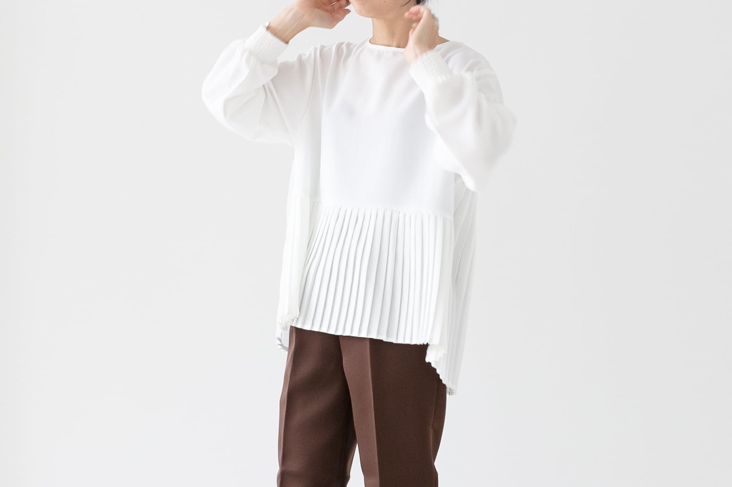 ドレープジョーゼット - プリーツ切替ブラウス
