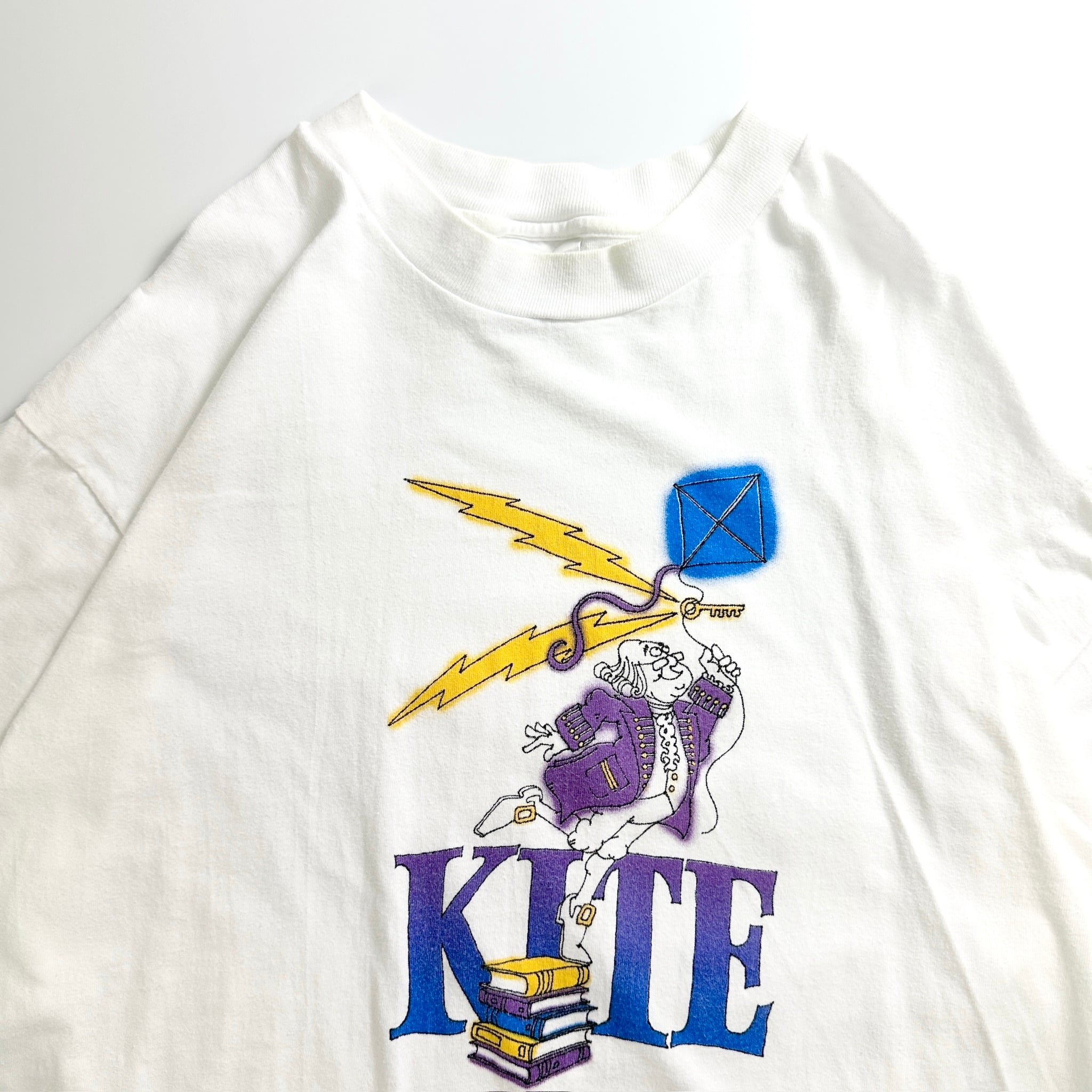 90s Kite Graphic Tee