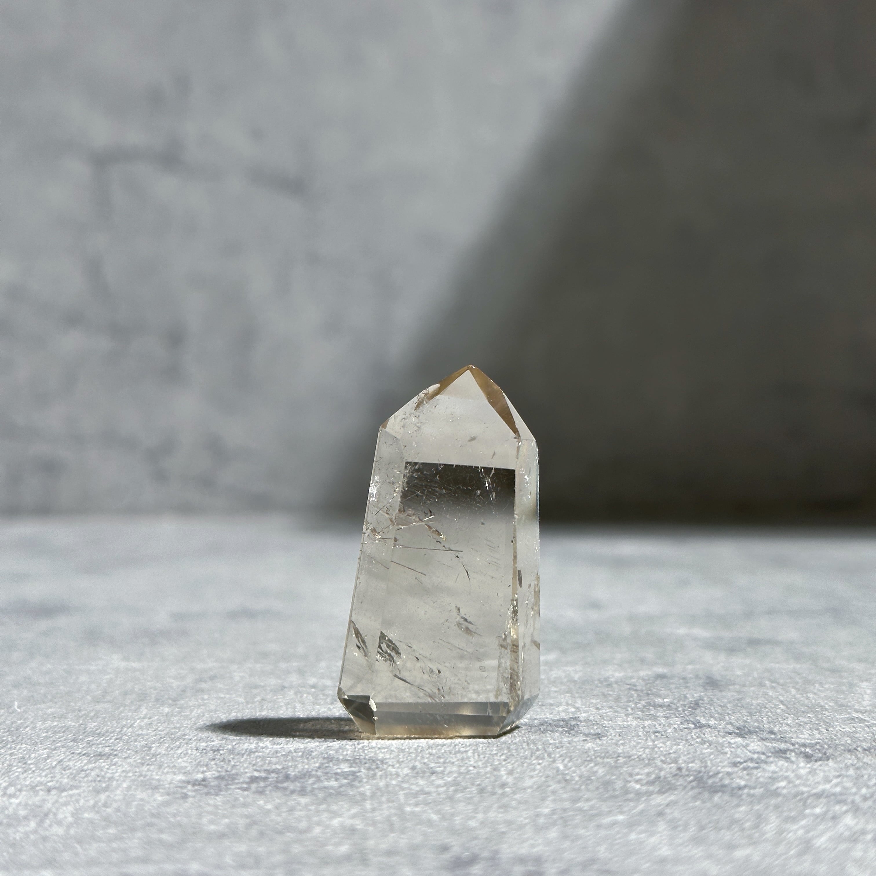 ルチル入り◎シトリン（黄水晶） タワー03◇ Citrine ◇ 天然石・鉱物