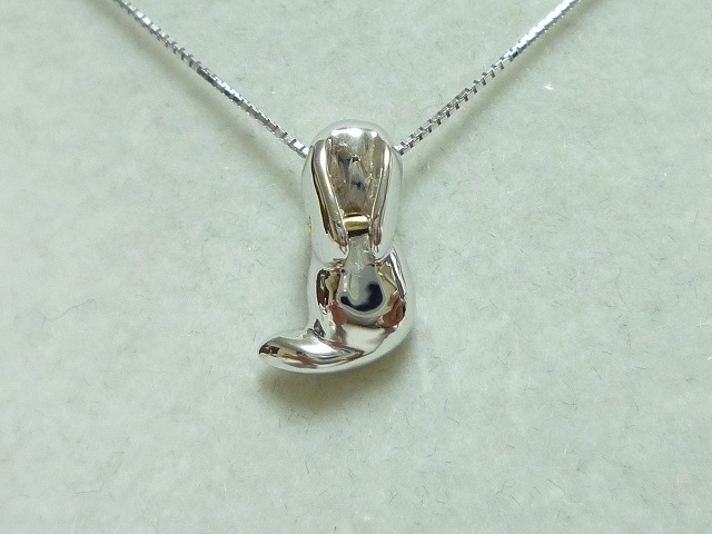 柴犬ネックレス18KWG　　　　さみしんぼう　　