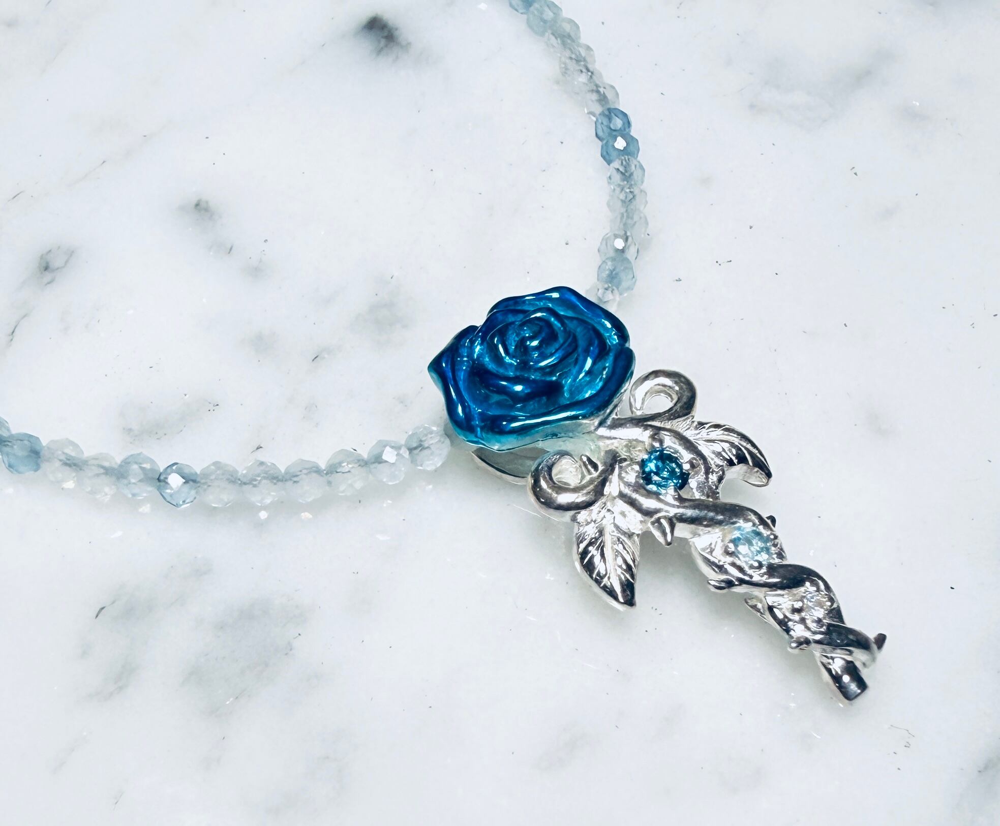 Blue Rose - Elanvital インフィニティクロスネックレス Elan Vital by BLUE ROSE KIYO | BLUE ROSE