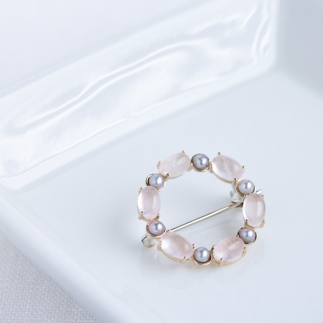 Classic　ブローチ　K10　Rose Quartz ＆ Pearl　Circle