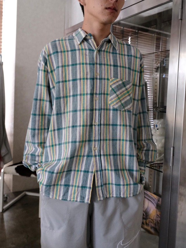 Used L/S check shirt
