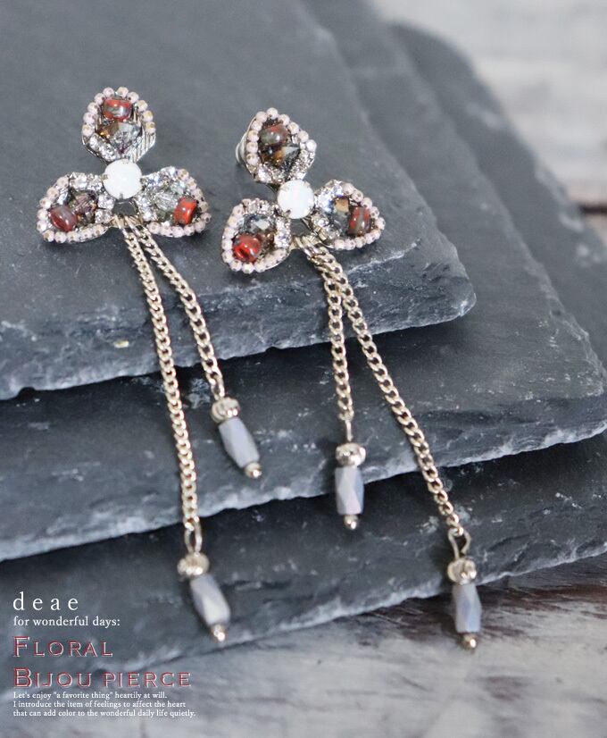 ピアス【レッド】DEAE ビジューの花 煌めき揺れる 華やぐピアスde10151