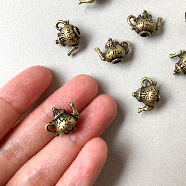 花模様ティータイムポット