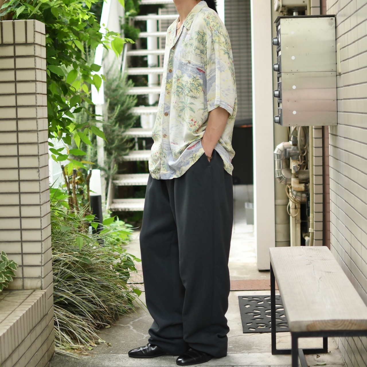 CAMLON balloon silhouette 2tuck slacks charcoal gray