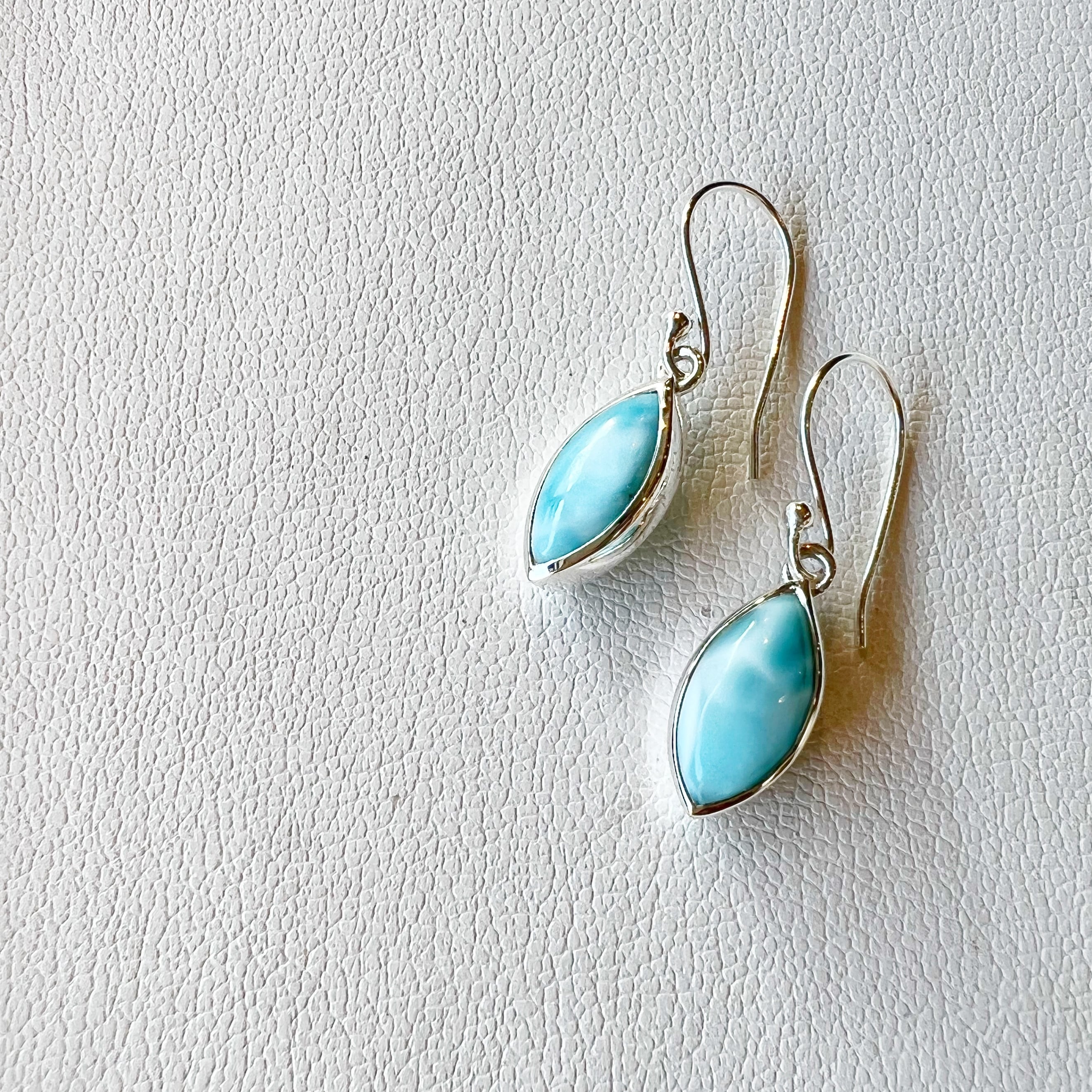 ラリマー マーキス型 フック ピアス | 鎌倉のシルバージュエリー  