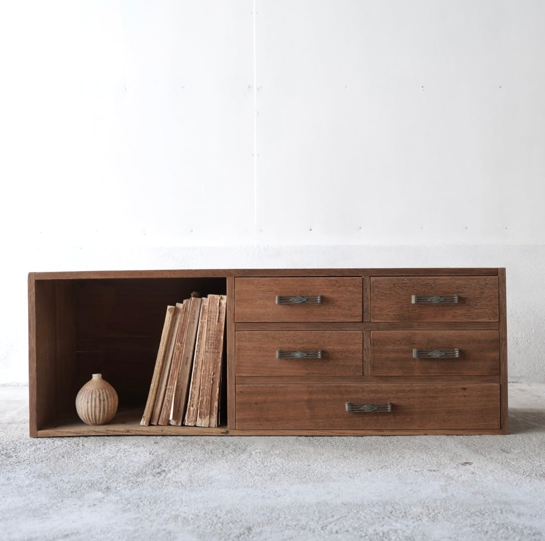 5杯の引き出し収納棚