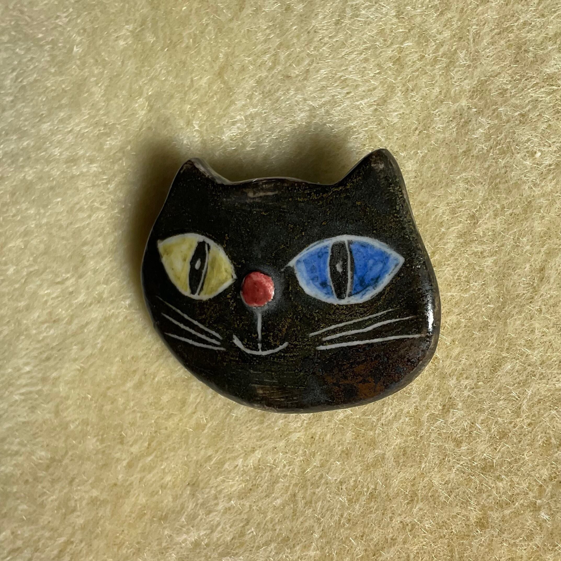黒猫(オッドアイ) | Pay ID