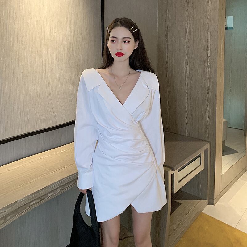 白い長袖Vネックシャツドレス女性の初秋のaラインショートスカート2020新しいウエストスリミングスカート ブラックストロベリース15983426795