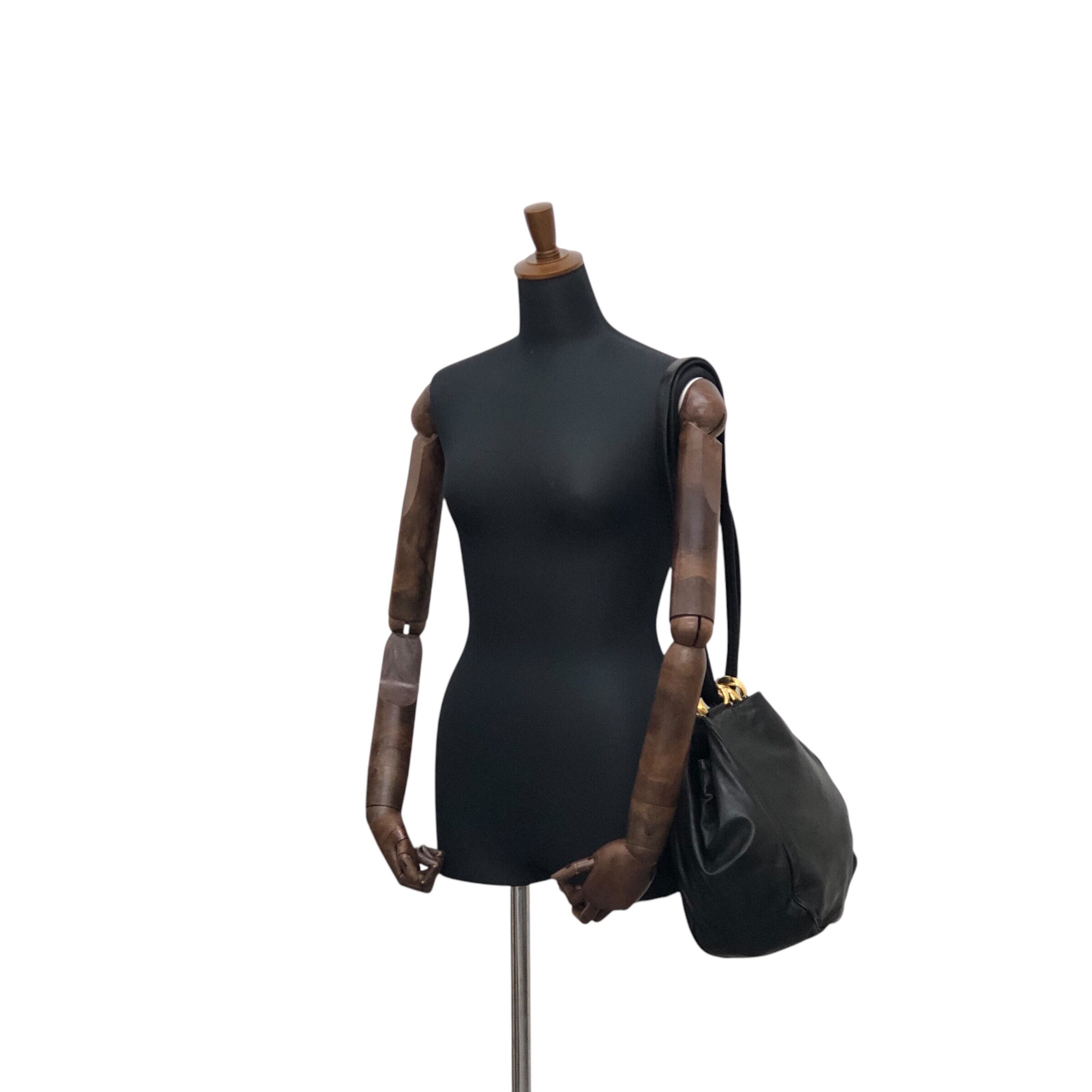 LOEWE ロエベ ショルダーバッグ ブラック アナグラム ナッパレザー