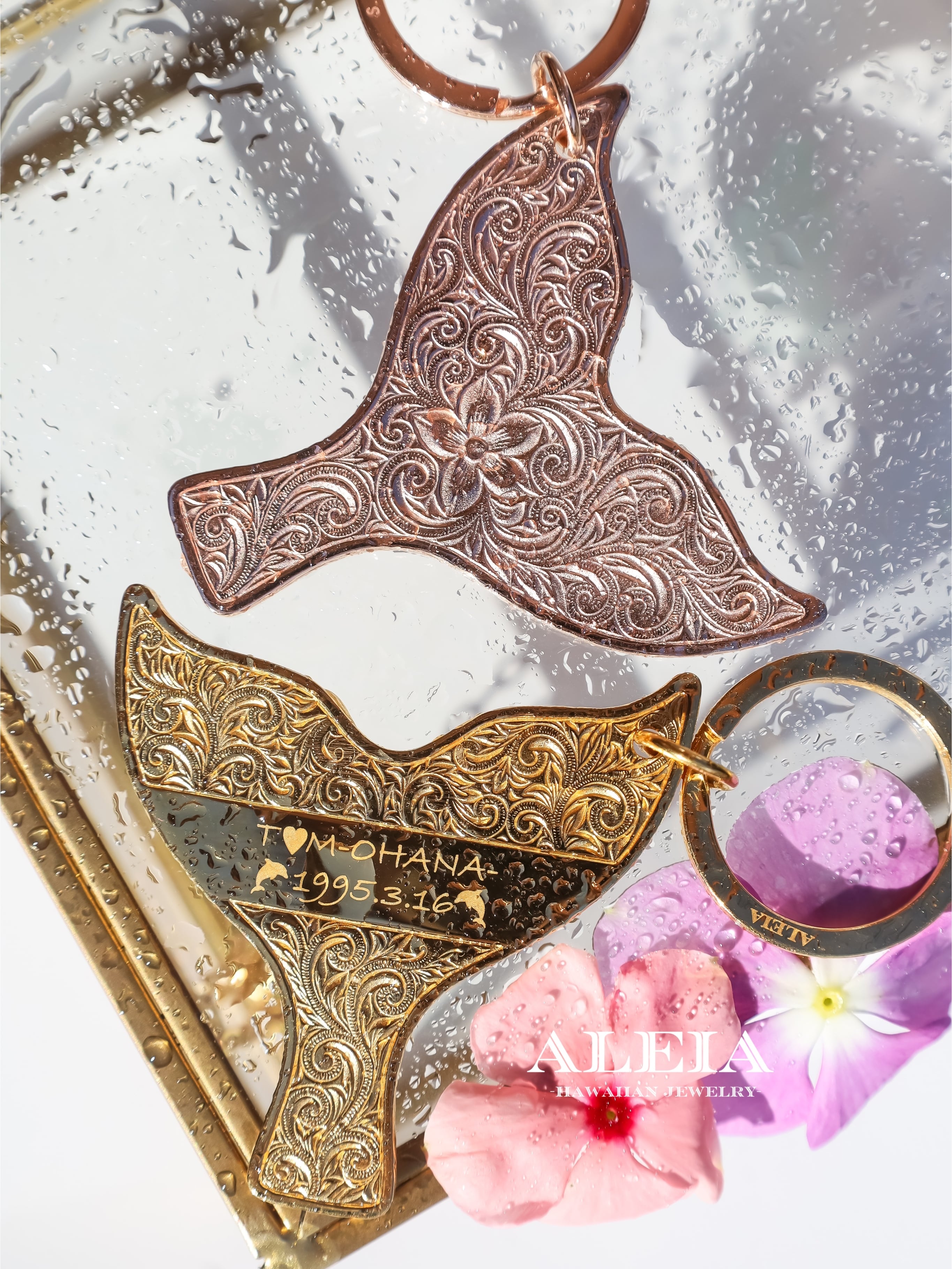 名入れ／メッセージ刻印無料】whale tail key ring [316L]ハワイアン