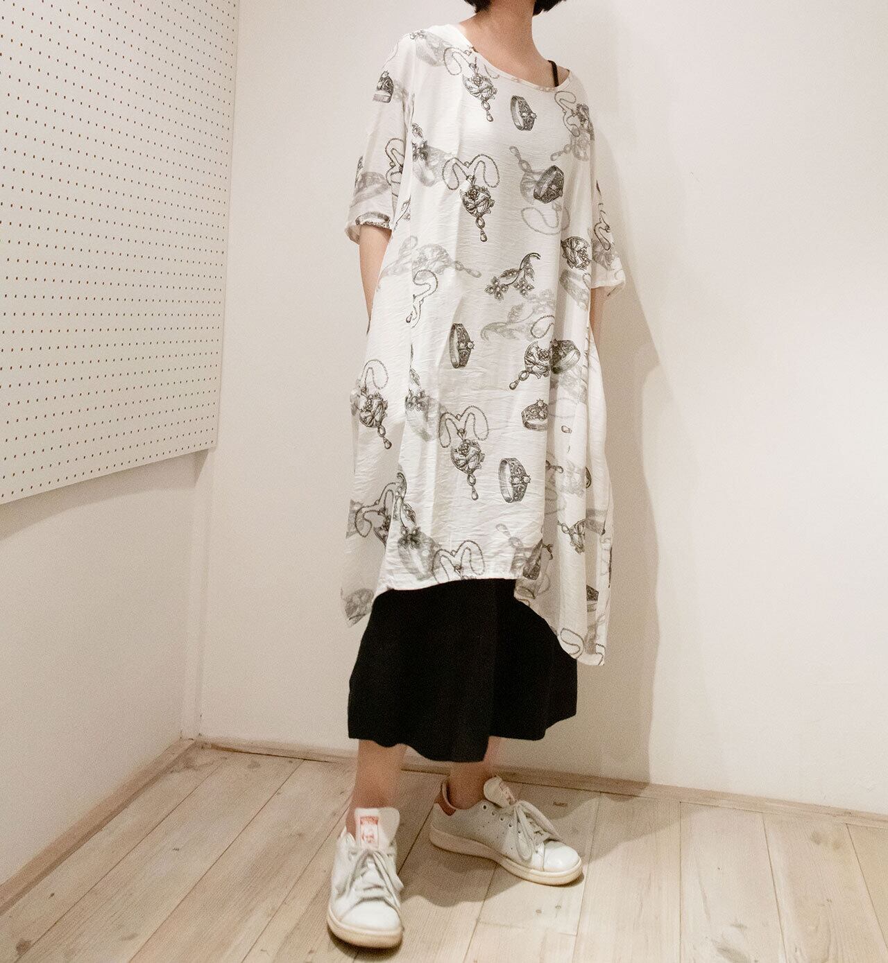 幾何学&エスニック風半袖ワンピース