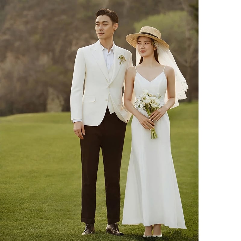 エレガント ウエディングドレス ホワイト キャミソール Vネック エレガント ウエディングドレス ホワイト キャミソール Vネック