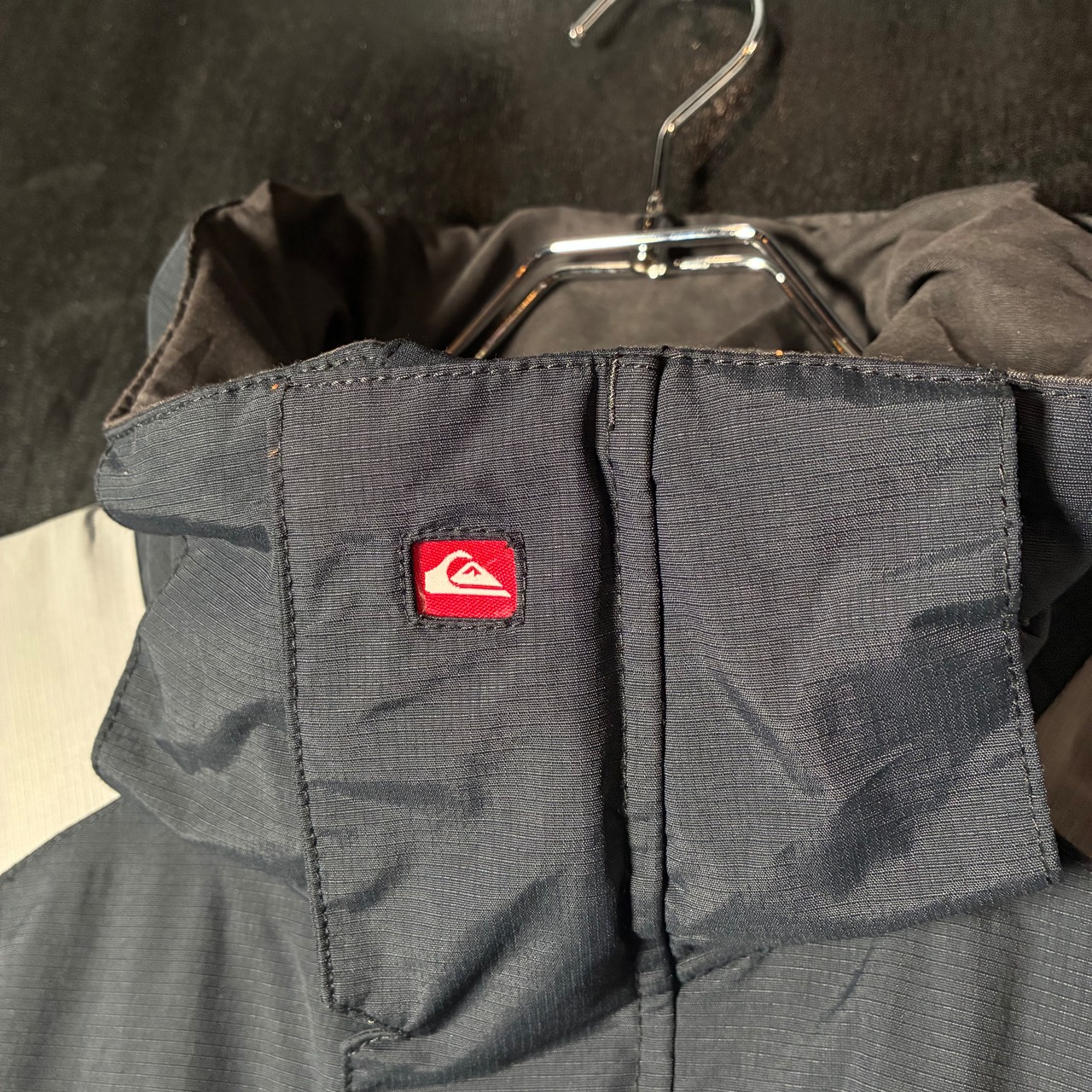 00s Quick Silver スノージャケット　ナイロンジャケット　赤×黒　クイックシルバー