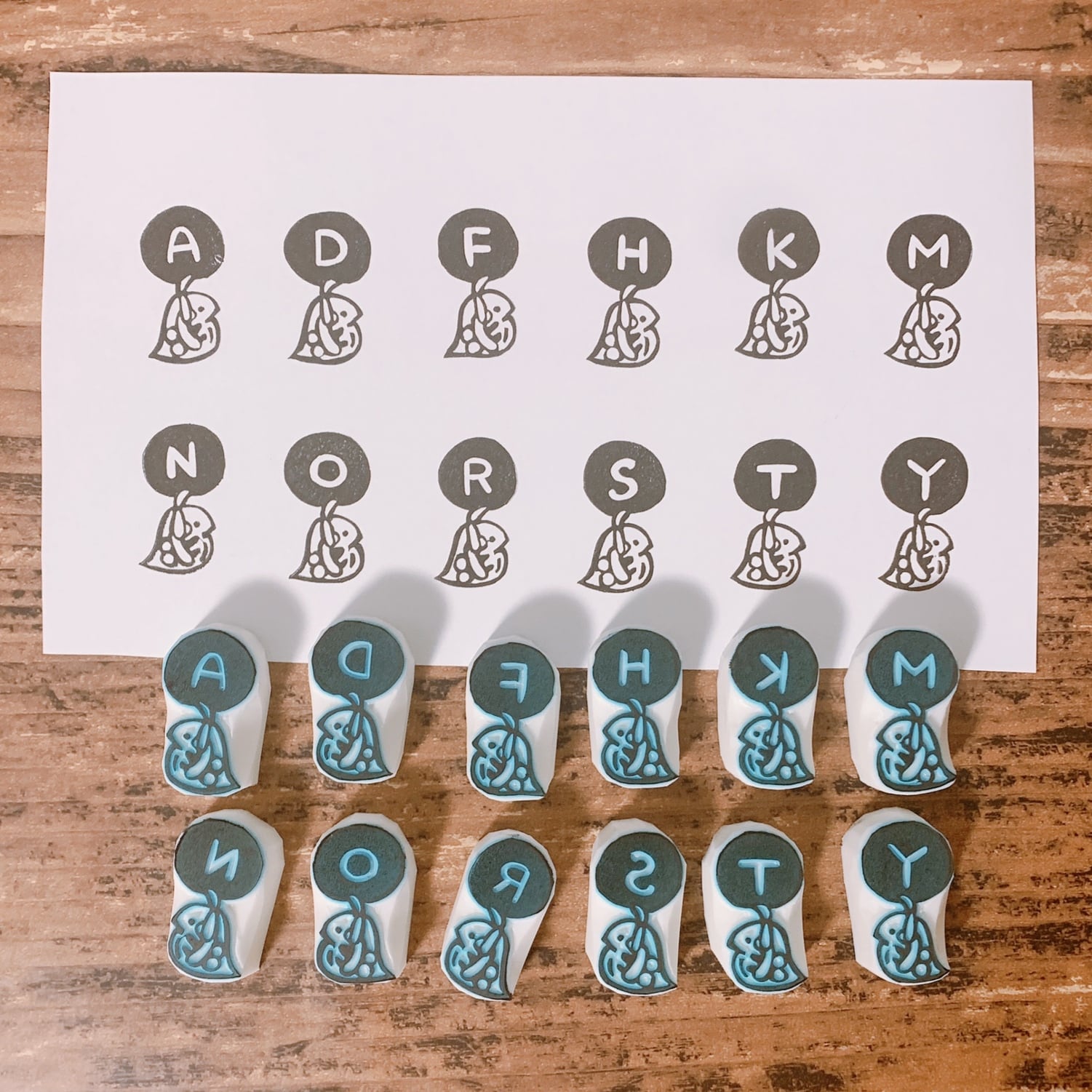 ミジンコのイニシャルはんこ・D 【IN-026B】 | 理科はんこ屋さん