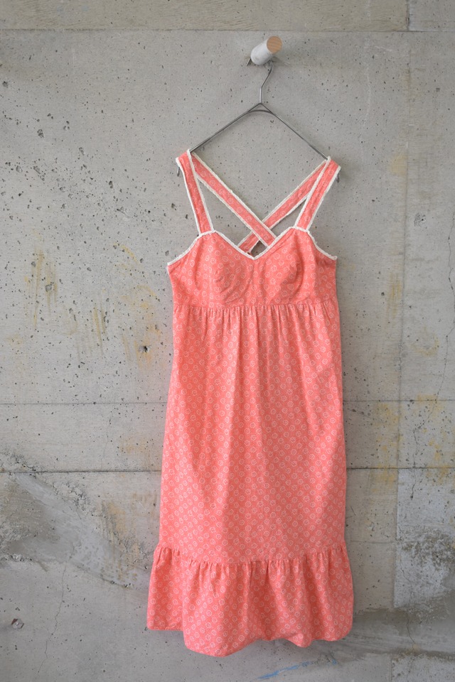 Loose-fitting camisole dress