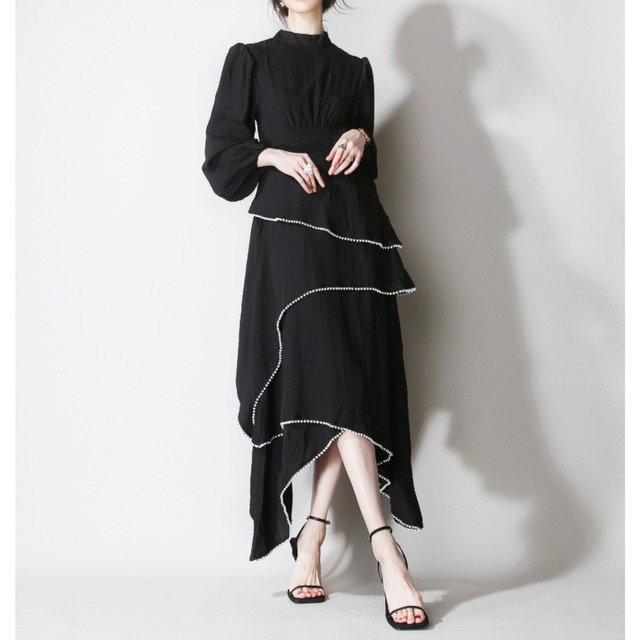 アシンメトリー × パールライン ブラックドレス ランタンスリーブ ロングワンピース　G1074