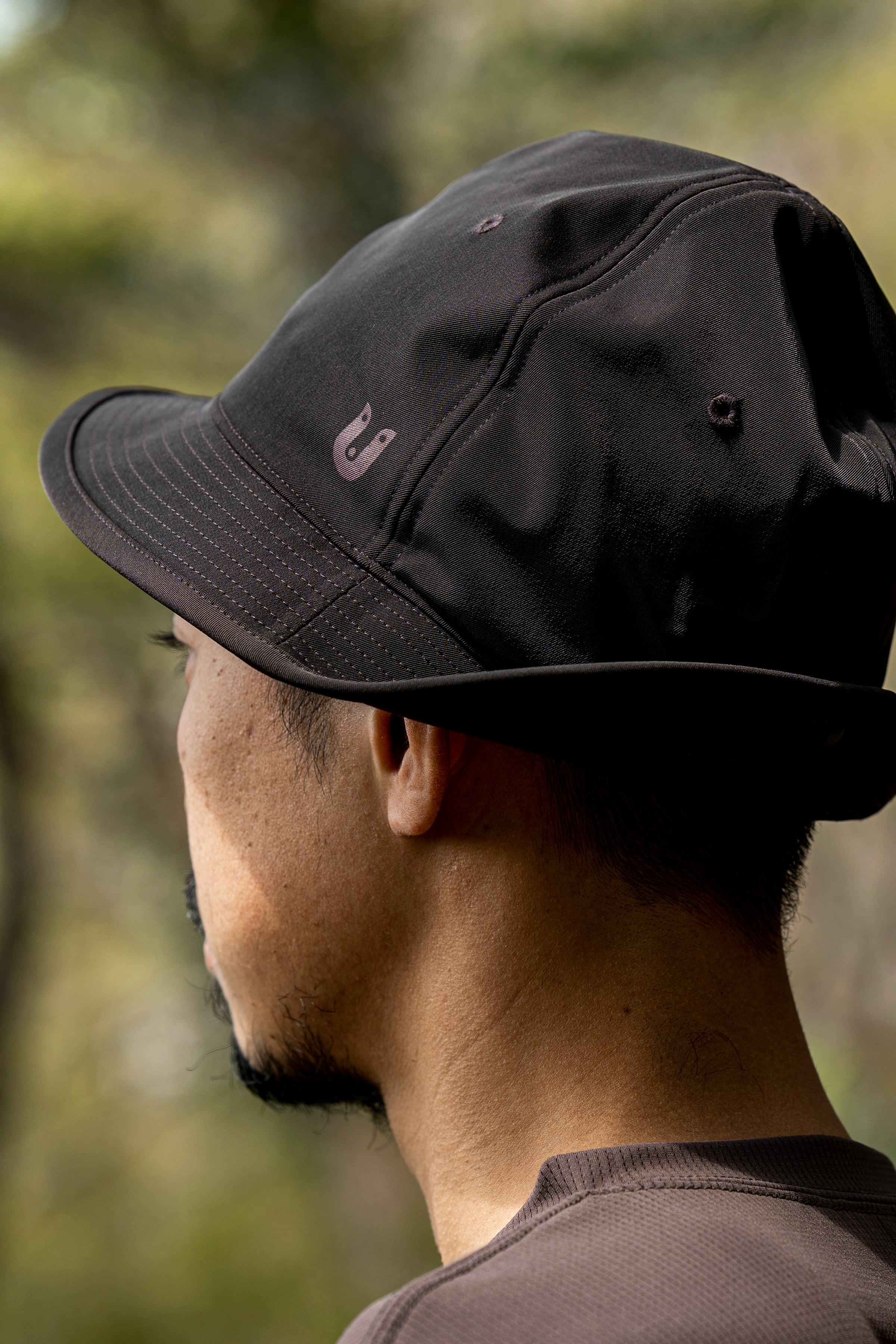 Sato Tyrolean Hat: Color Brown | TANNUKI Running Wear Shop