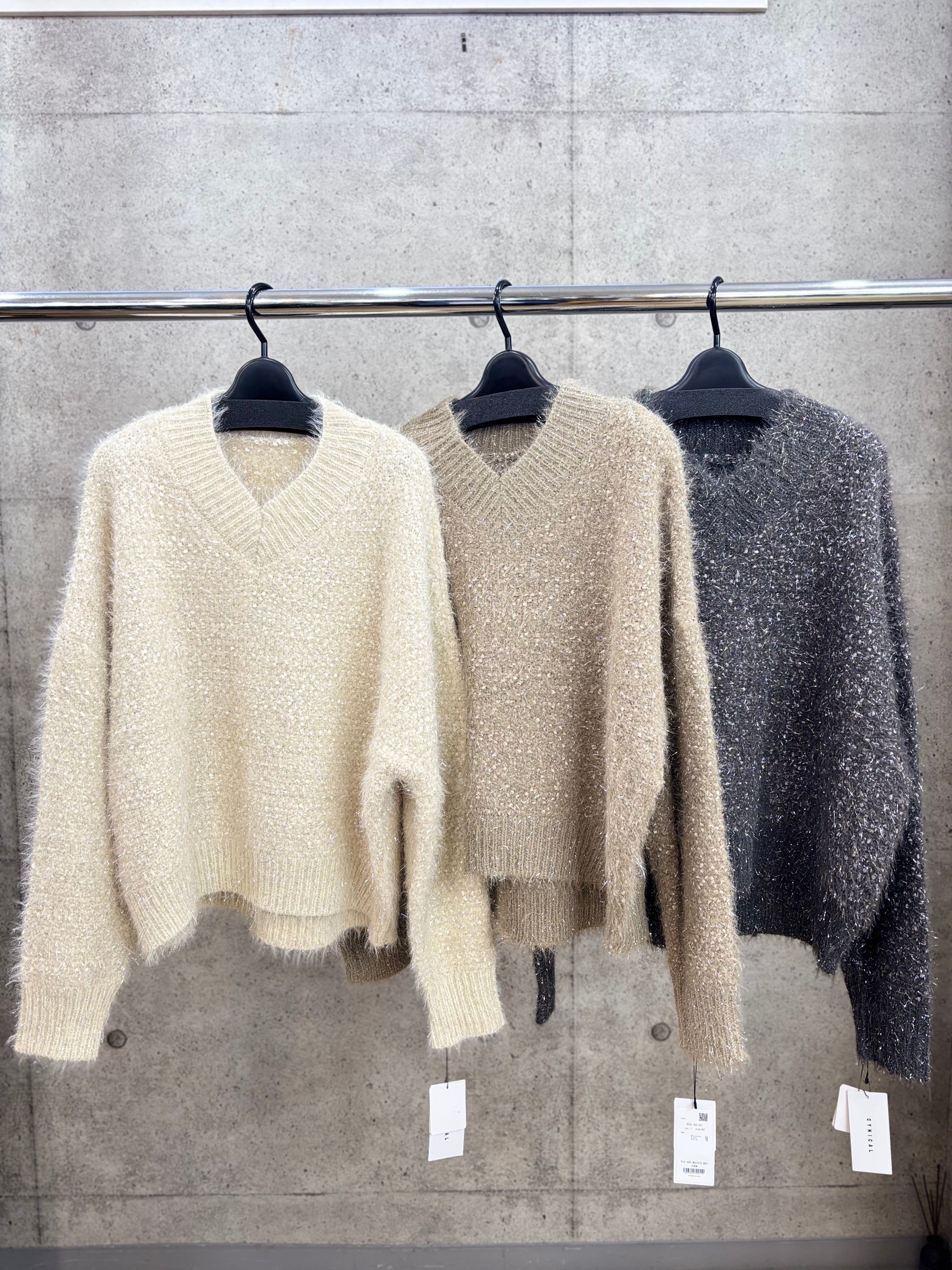 SALE】CYNICAL(シニカル)ラメフェザーネップヤーンVネックニット