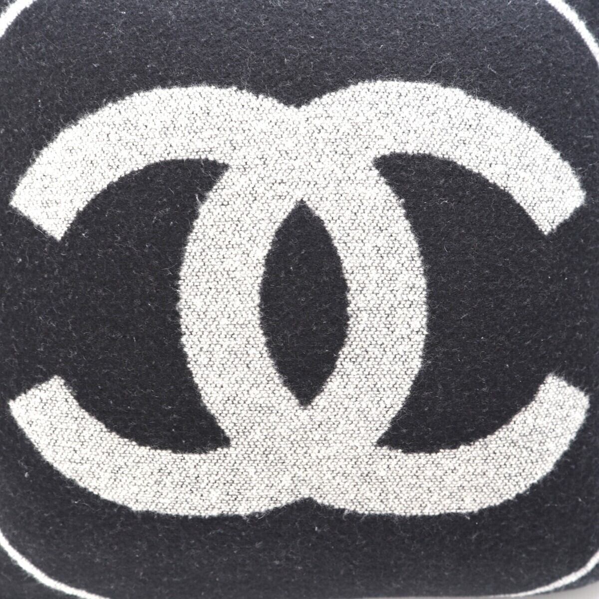 未使用　保管品　シャネル　ウール　カシミア　クッション CHANEL シャネル ココマーク ウール/カシミヤ/コットン クッション