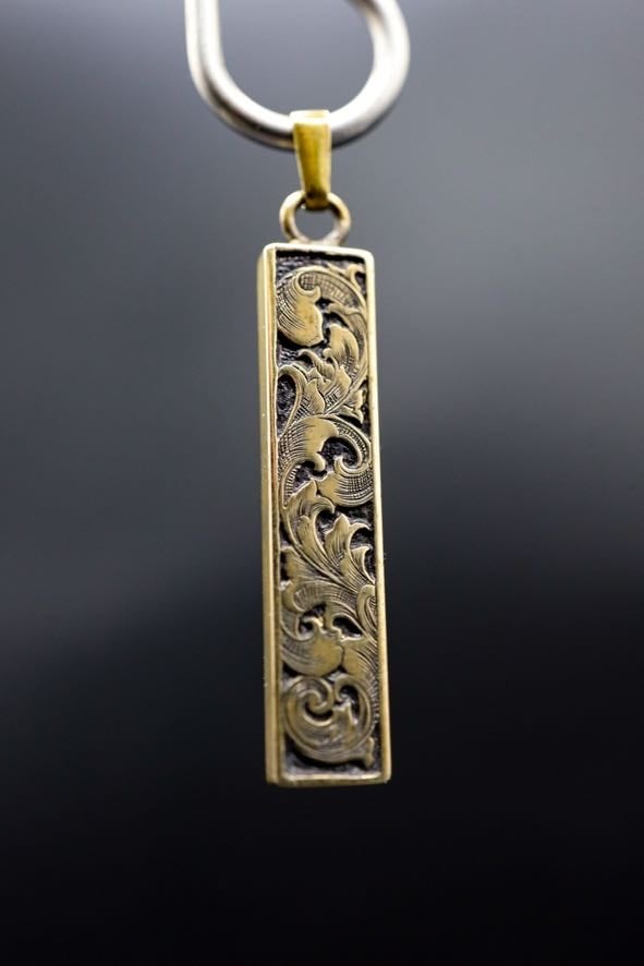 洋彫りペンダントトップ | Gclassic custom paint