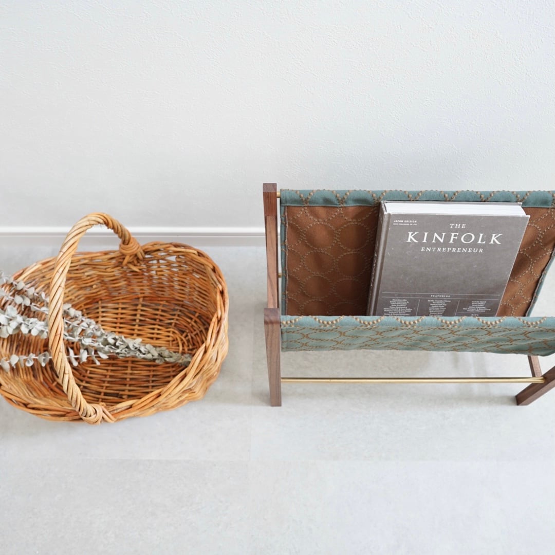 マガジンラック 北欧 ウォールナット 無垢 ミナペルホネン dop