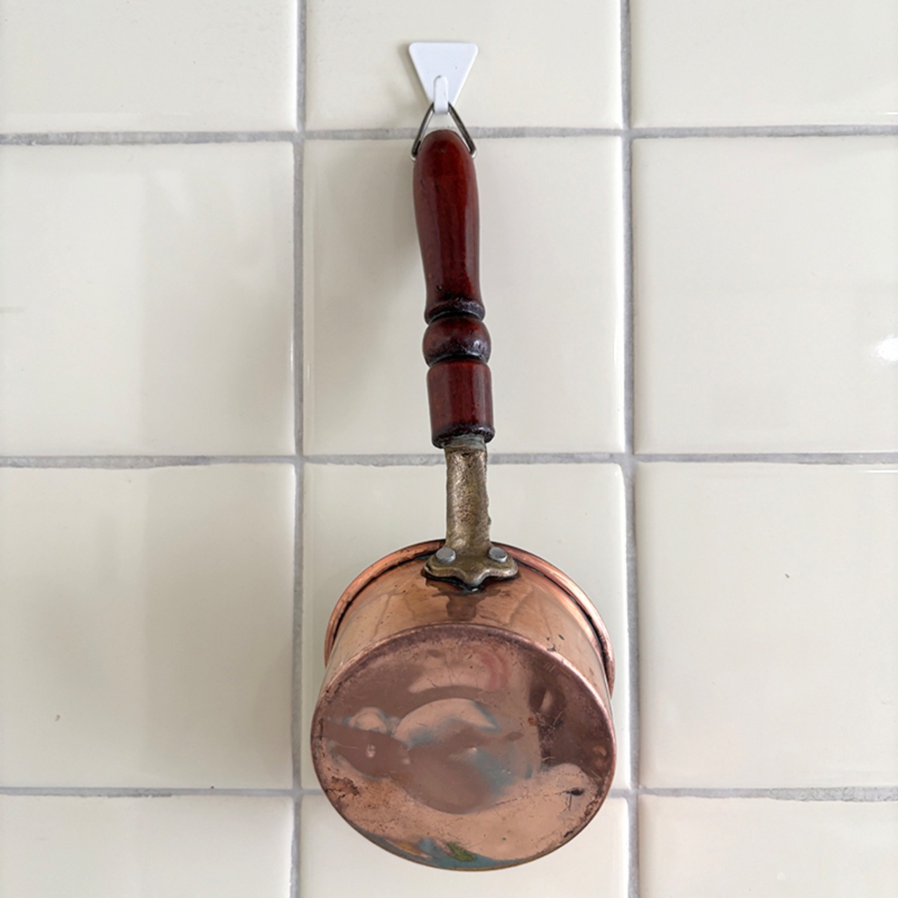 コーヒーウォーマー　銅片手鍋　銅鍋　ミニサイズ　木製ハンドル　　直径80mm 壁掛け対応 12KWec24